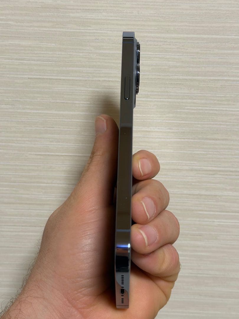 Apple iPhone 13 Pro Max シルバー 本体