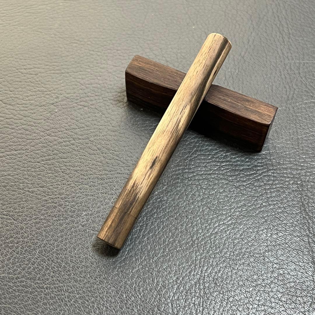 37黒柿墨流し　木製キャップ芯ケース　木目揃え　無塗装