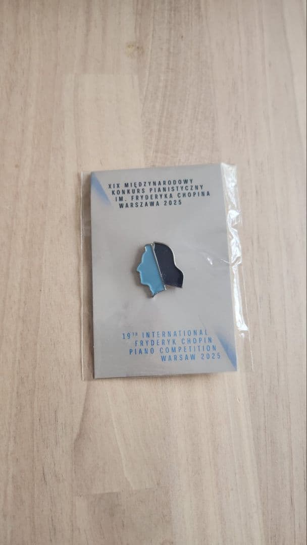 【レア】万博　ポーランド　ショパン　ピンバッジ　新品