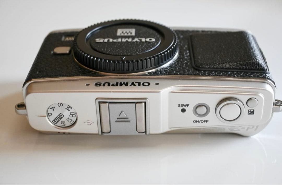 OLYMPUS PEN E-P1 美品