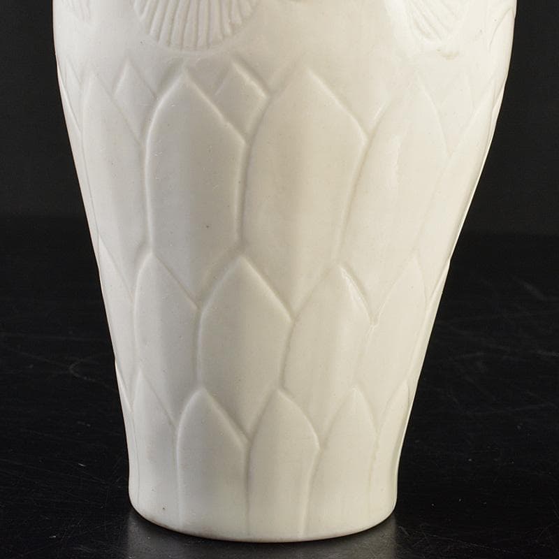 中国　徳化窯白磁　刻蓮花文　浄瓶　V　R7252