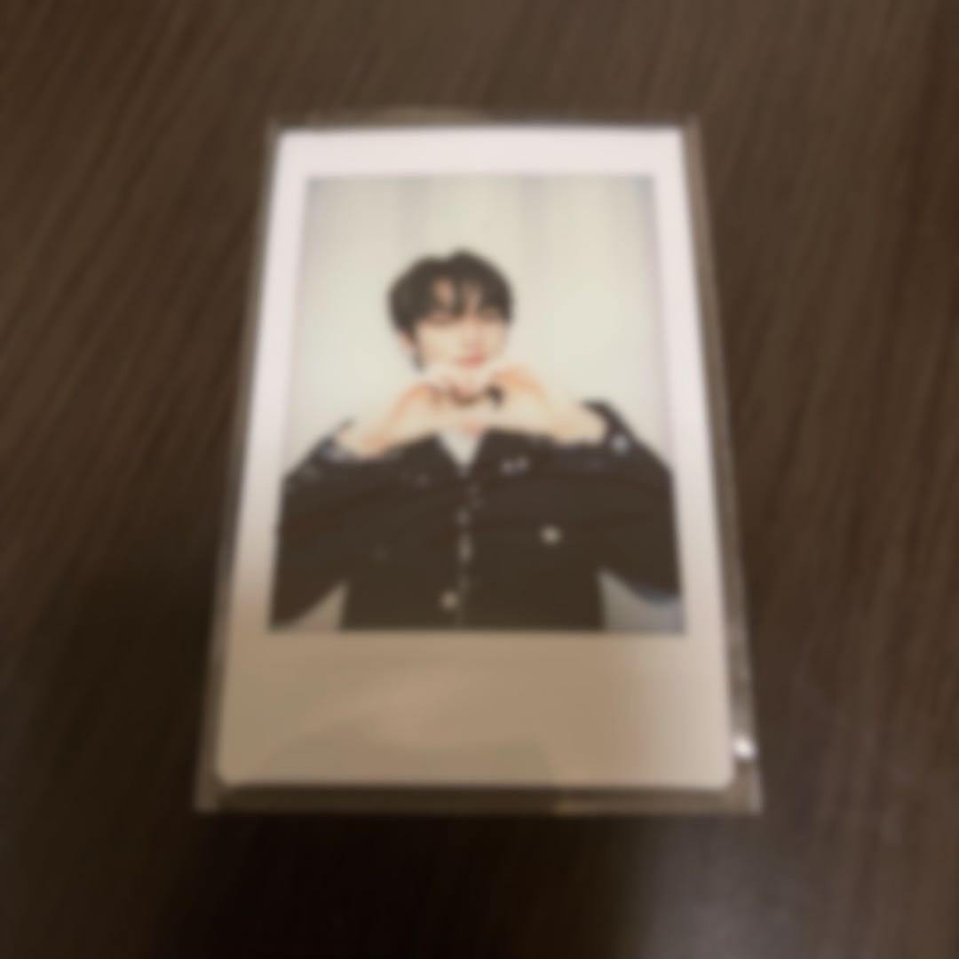 Stray Kids スキズ　リノ　直筆サイン入りチェキ　ポラロイド