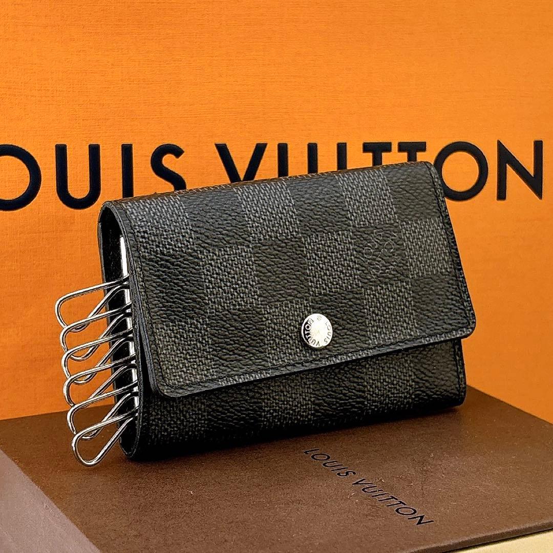 Yuuki　ルイヴィトン　ミュルティクレ6 ダミエ グラフィット