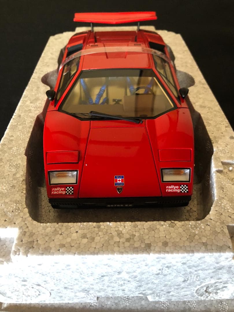 自動車 Autoart 1/18 Lamborghini Countach Red