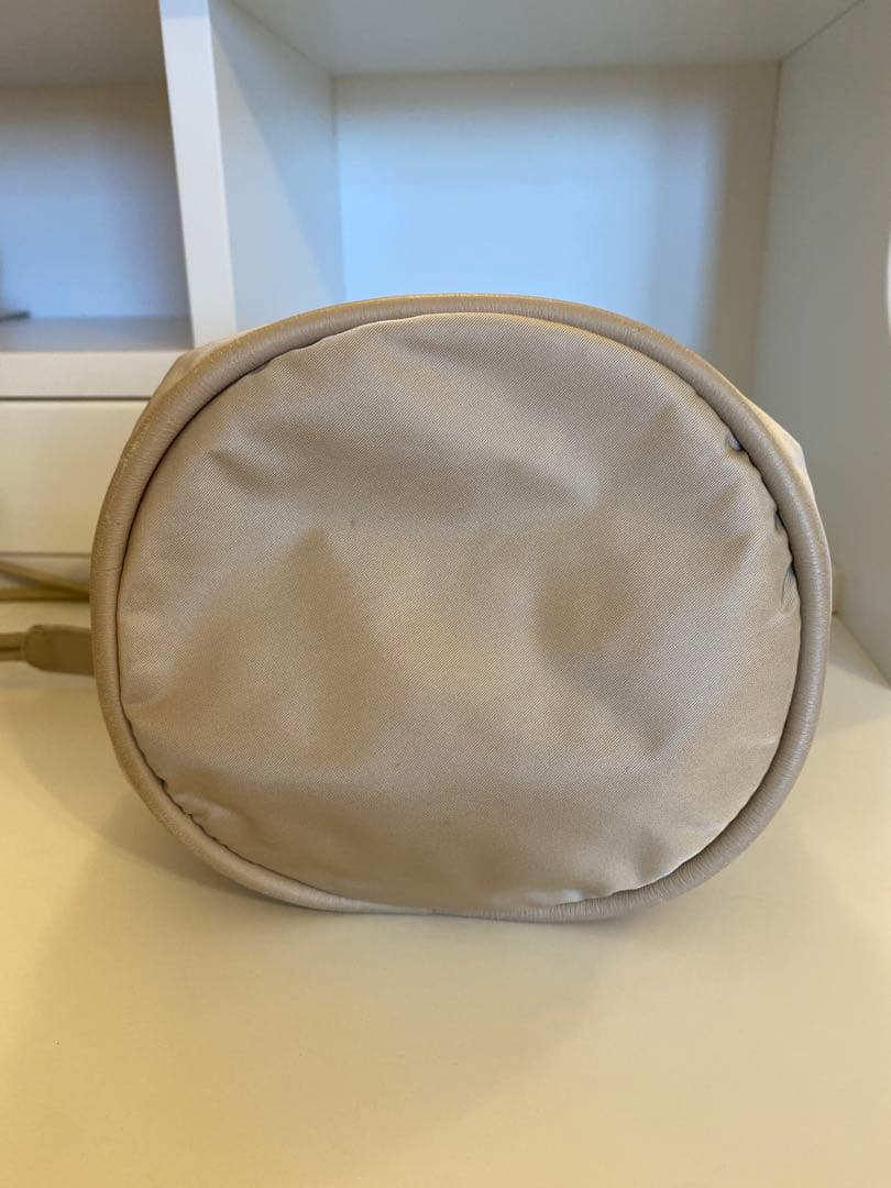 【お値下げ】セリーヌCELINEベージュ ナイロン 巾着型 ショルダーバッグ