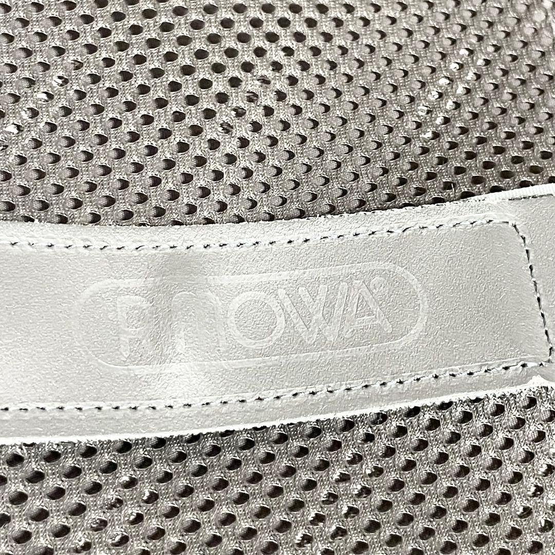 【美品】リモワ サルサデラックス 52L ブラック 4輪 スーツケース