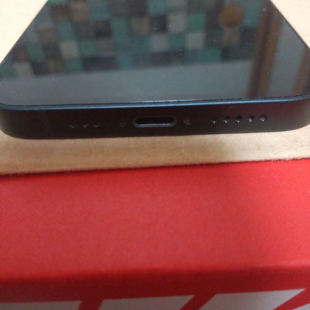 Apple iPhone 13 ブラック 本体