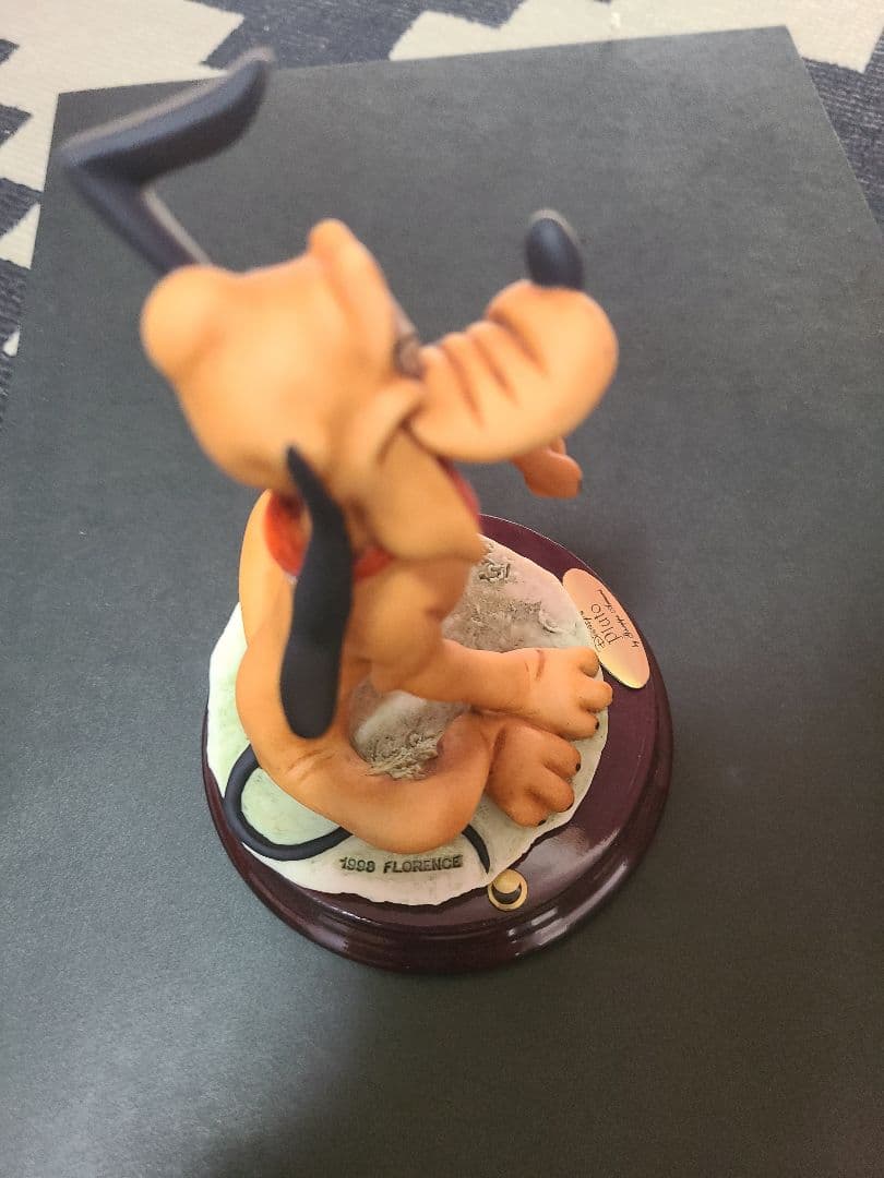 ディズニー　ジョゼッペ　アルマーニ　プルート