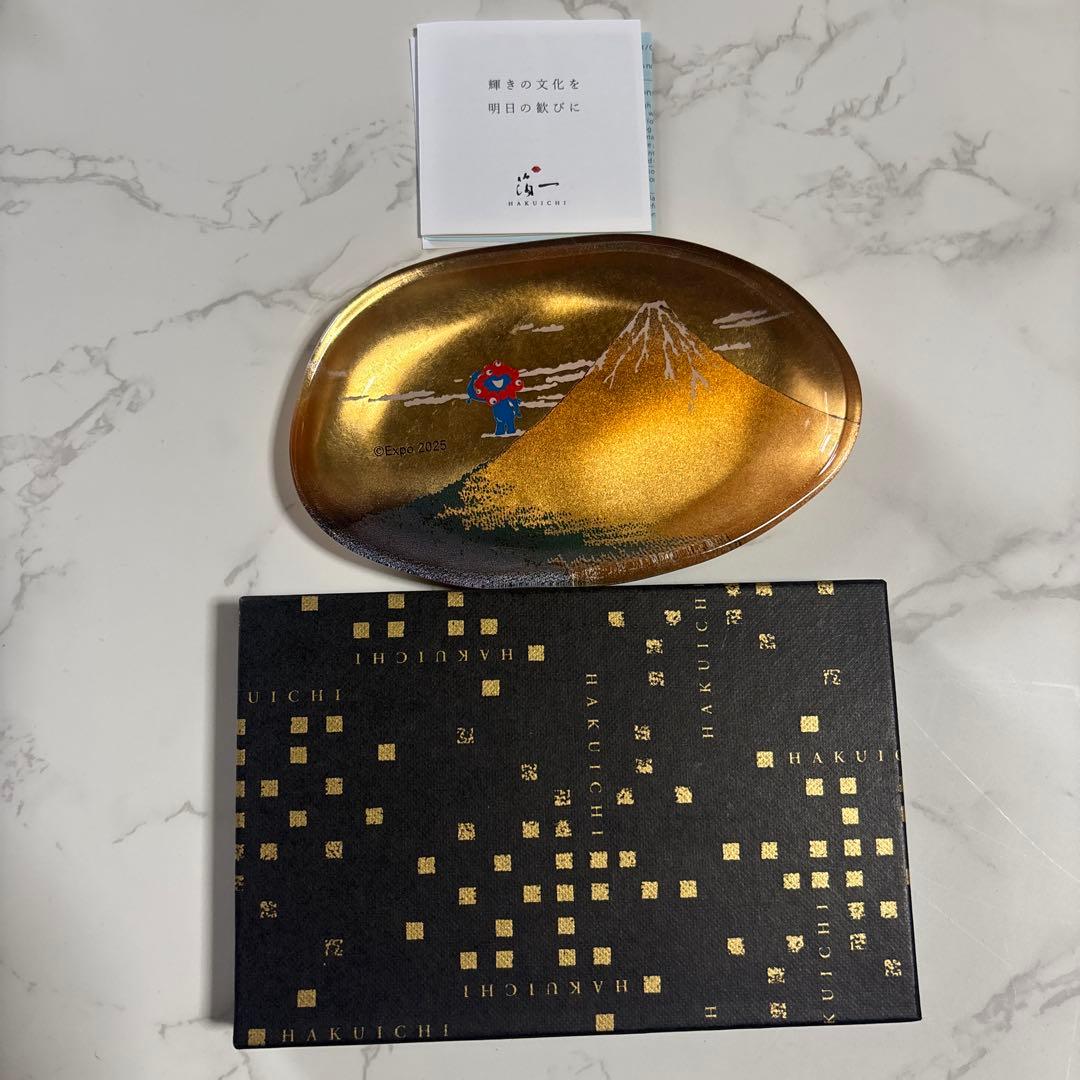 大阪関西万博　ミャクミャク　ガラストレー　会場限定　葛飾北斎　箔一