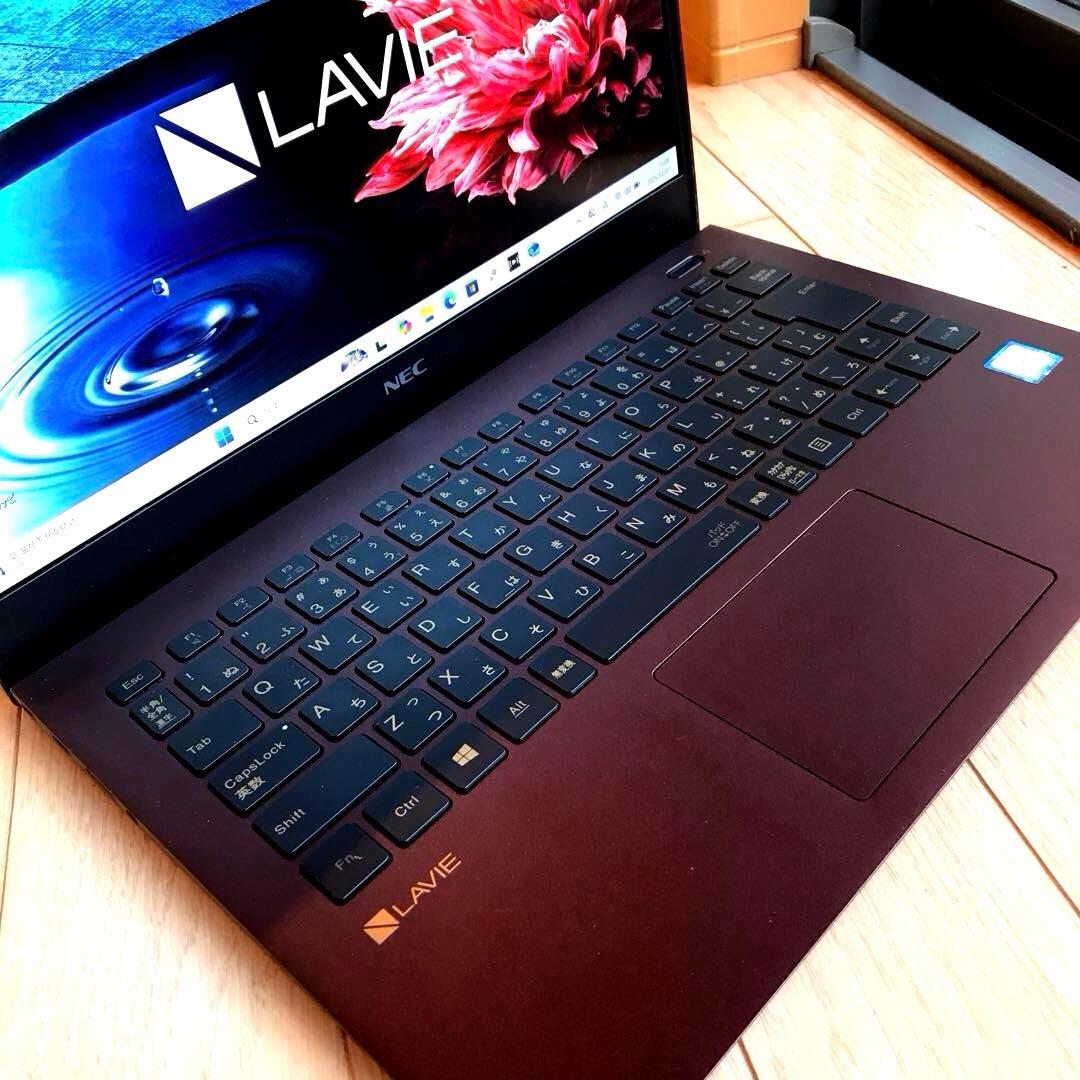 美品NEC LaViePM750/NAR【Core i7】