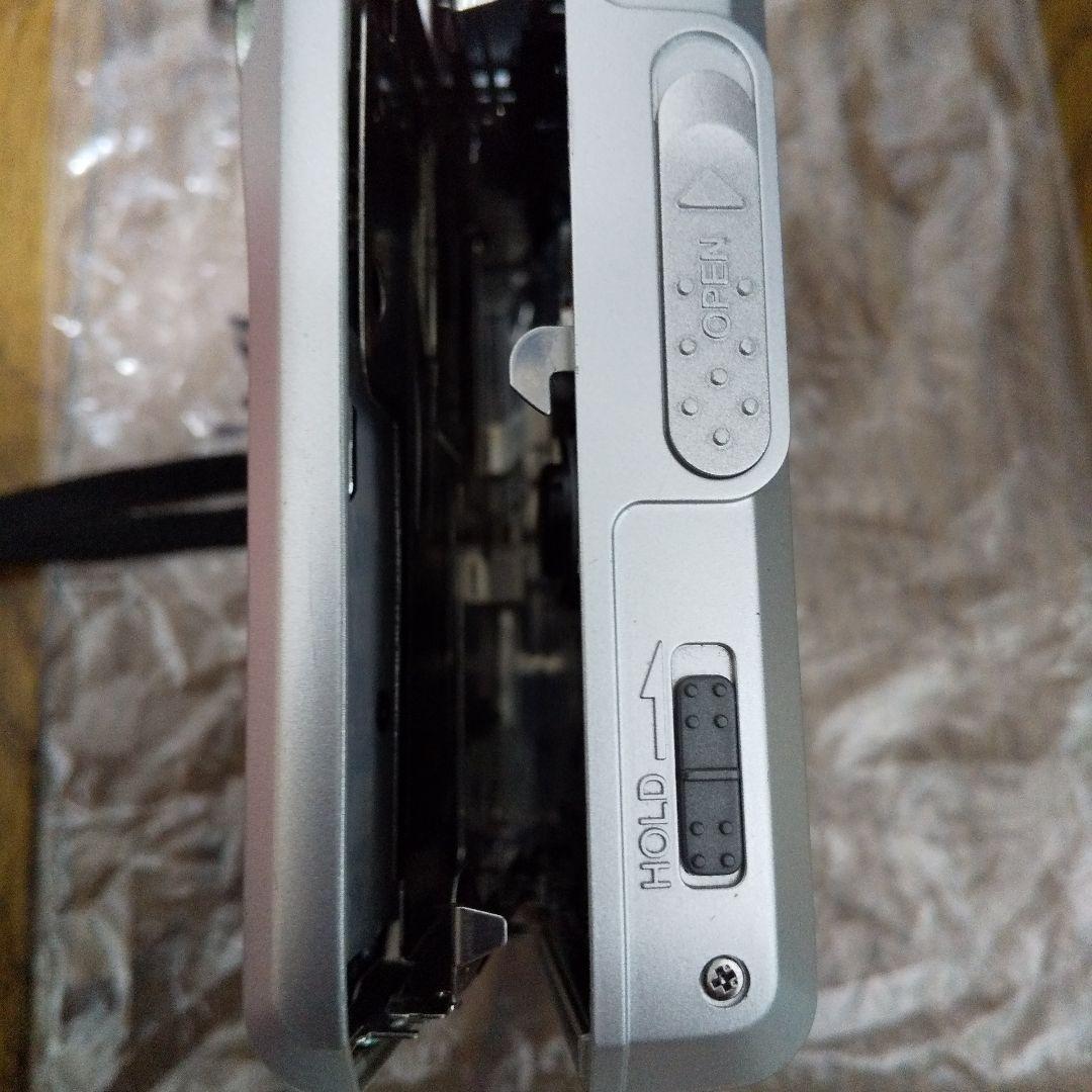 送料込匿名配送ソニーポータブルMDプレーヤーMZ-B10 MDLP対応　本体のみ