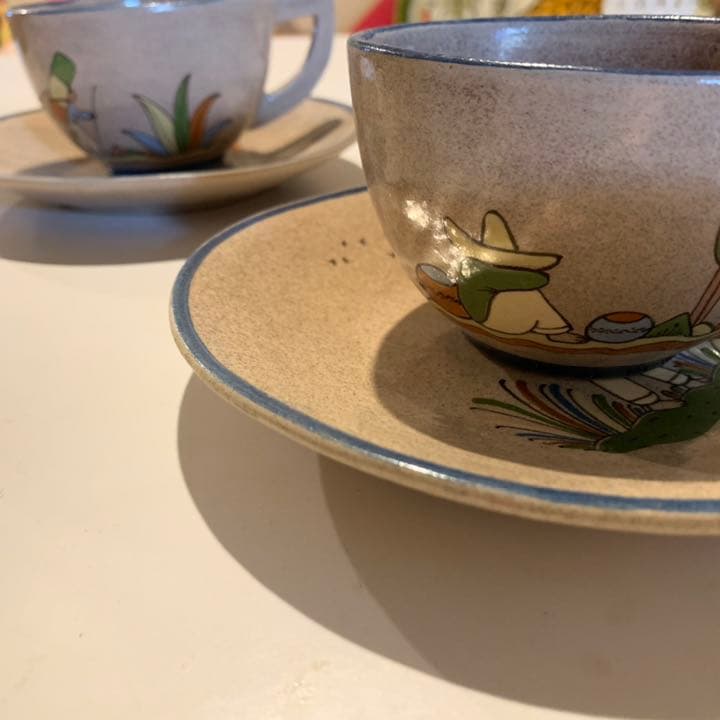 メキシコ　アンティーク　陶器　ティーカップ　レア　ヴィンテージ