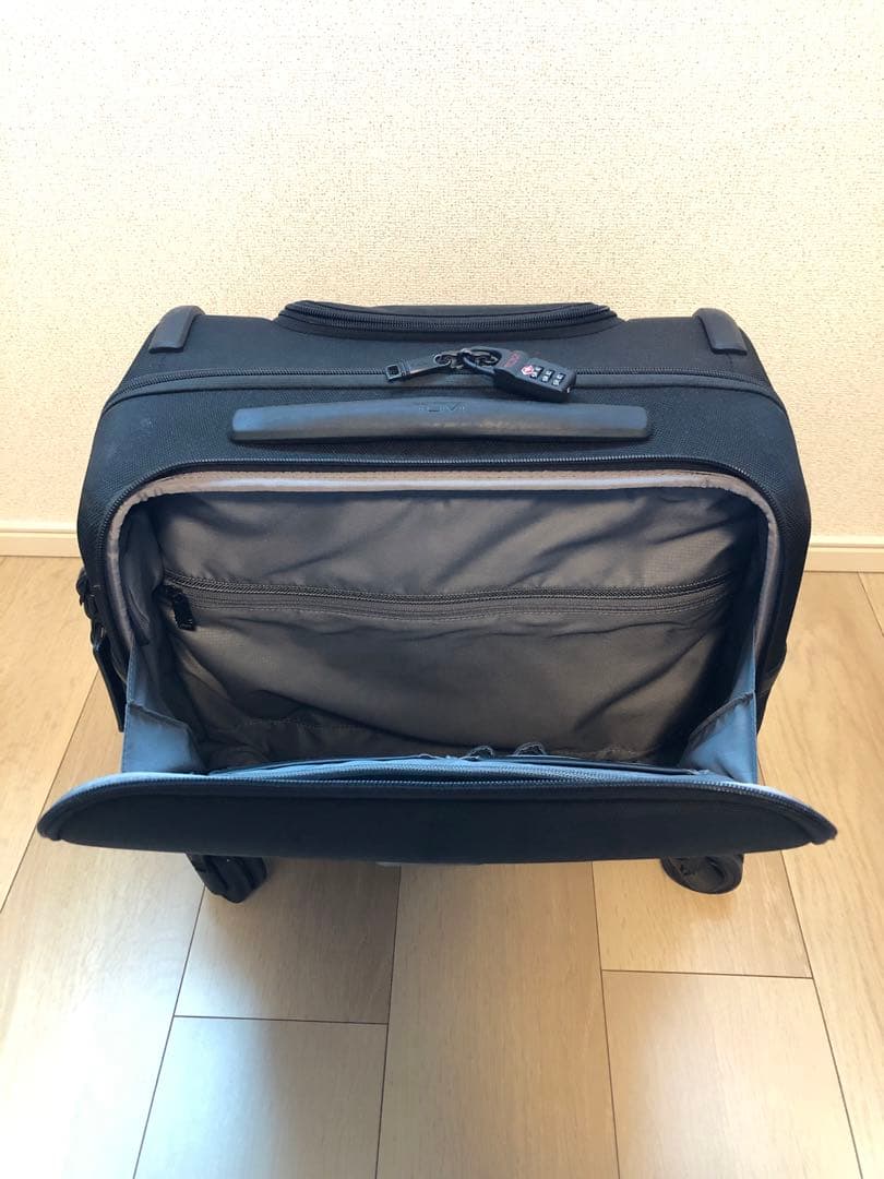 正規品 TUMI 2603624D3 コンパクト・4ウィール・ブリーフ