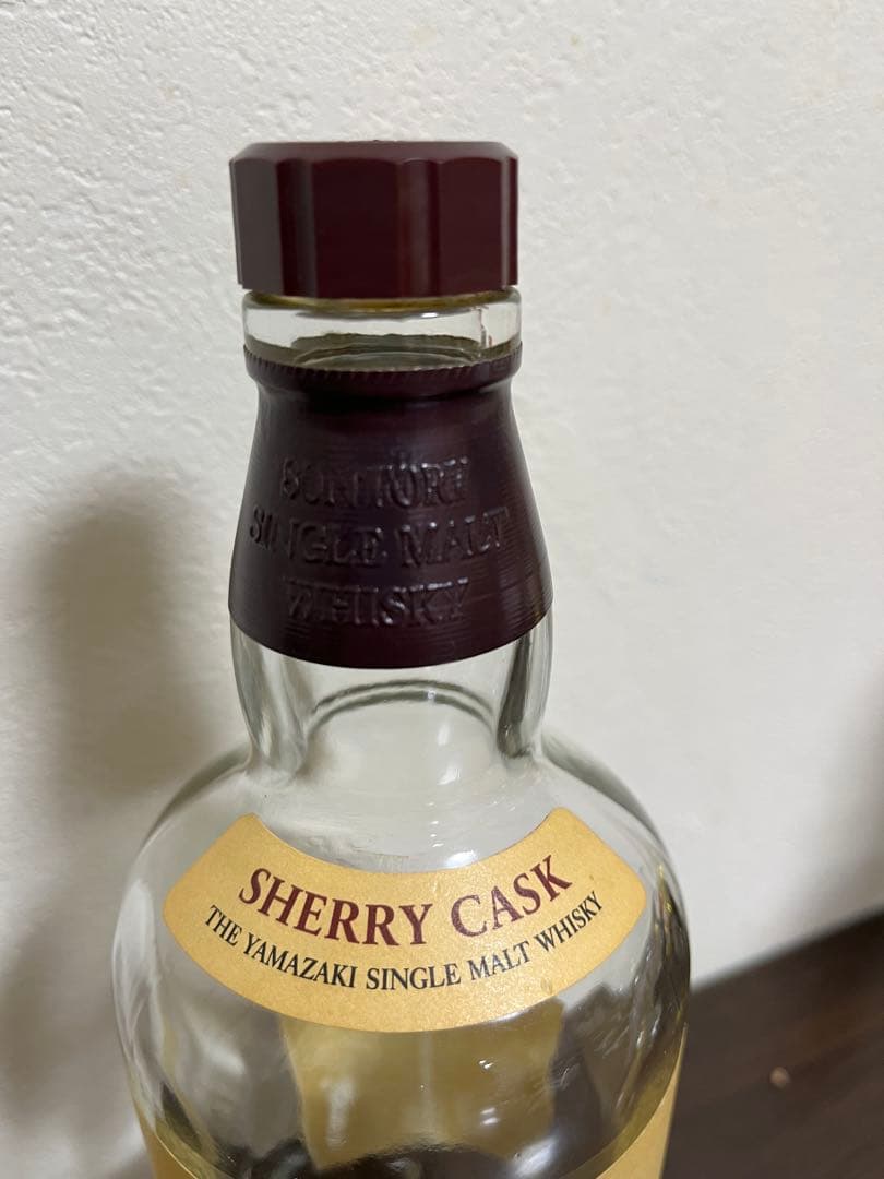 山崎　シングルモルトウイスキー シェリーカスク2010空瓶
