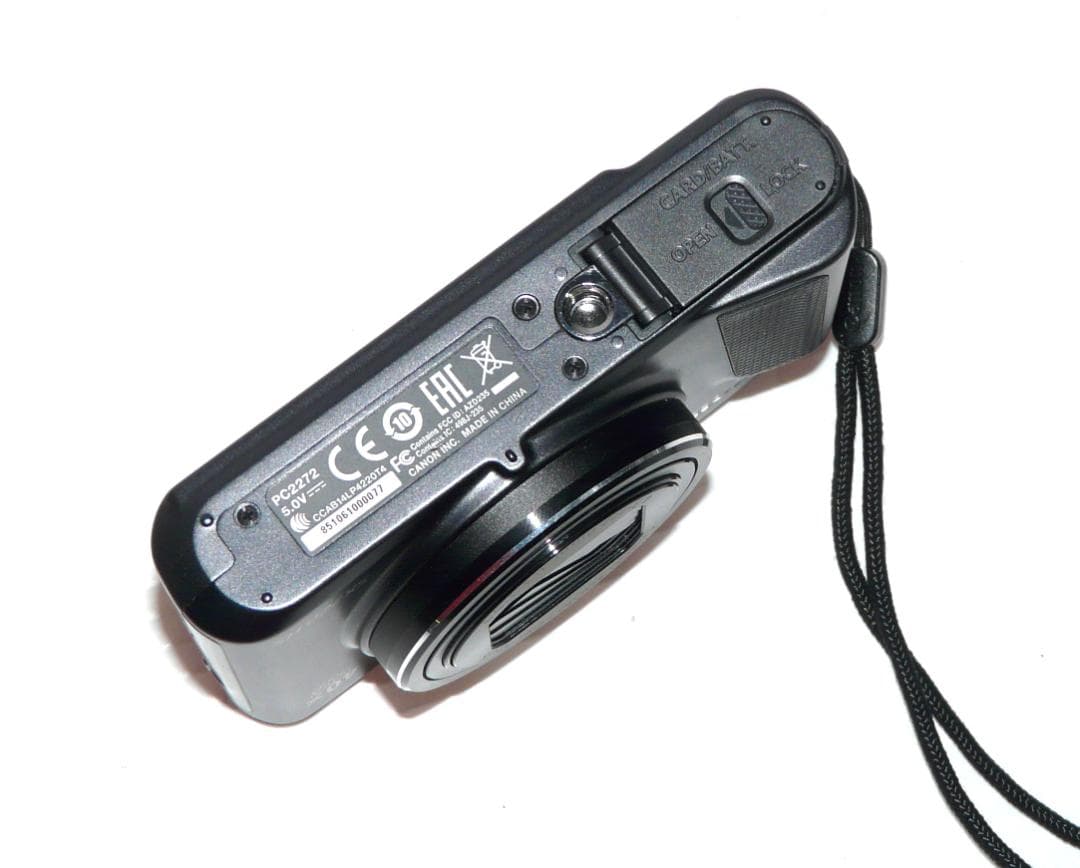 ほぼ新品です！Canon SX720 HS WiFi コンパクトデジタルカメラ