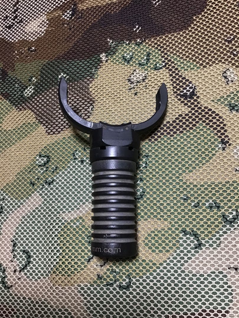 米軍放出品実物　M 203 フォアグリップ　中古品46