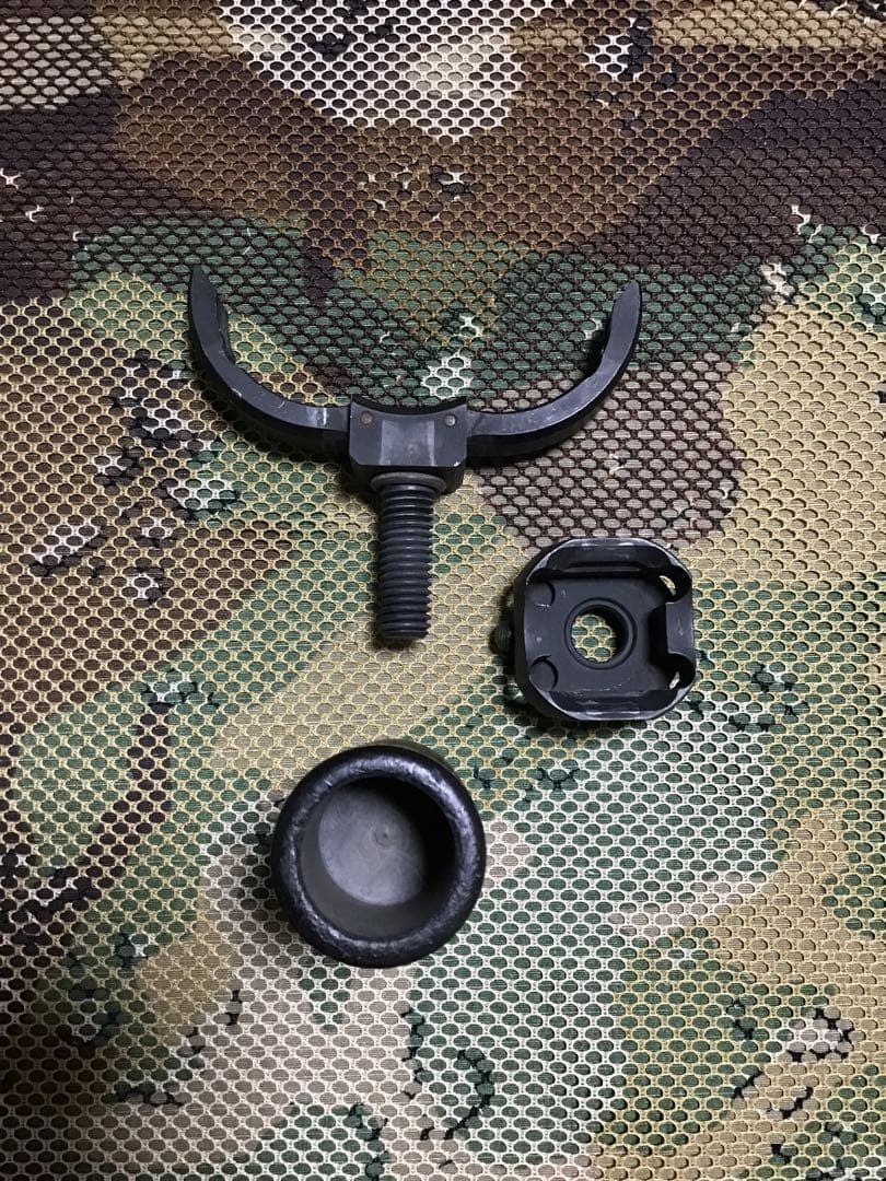 米軍放出品実物　M 203 フォアグリップ　中古品46