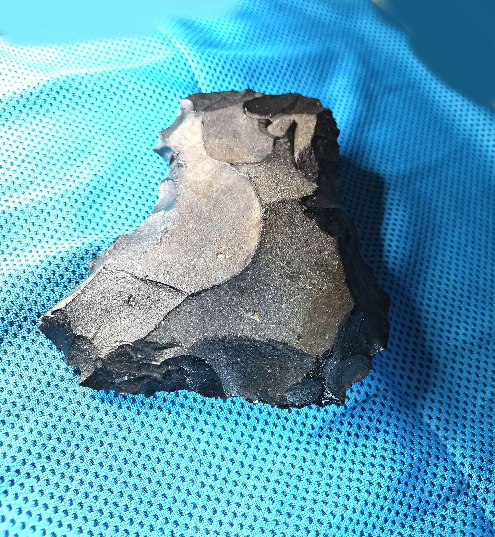 握り斧 サヌカイト 石器 360 c  模写 握槌