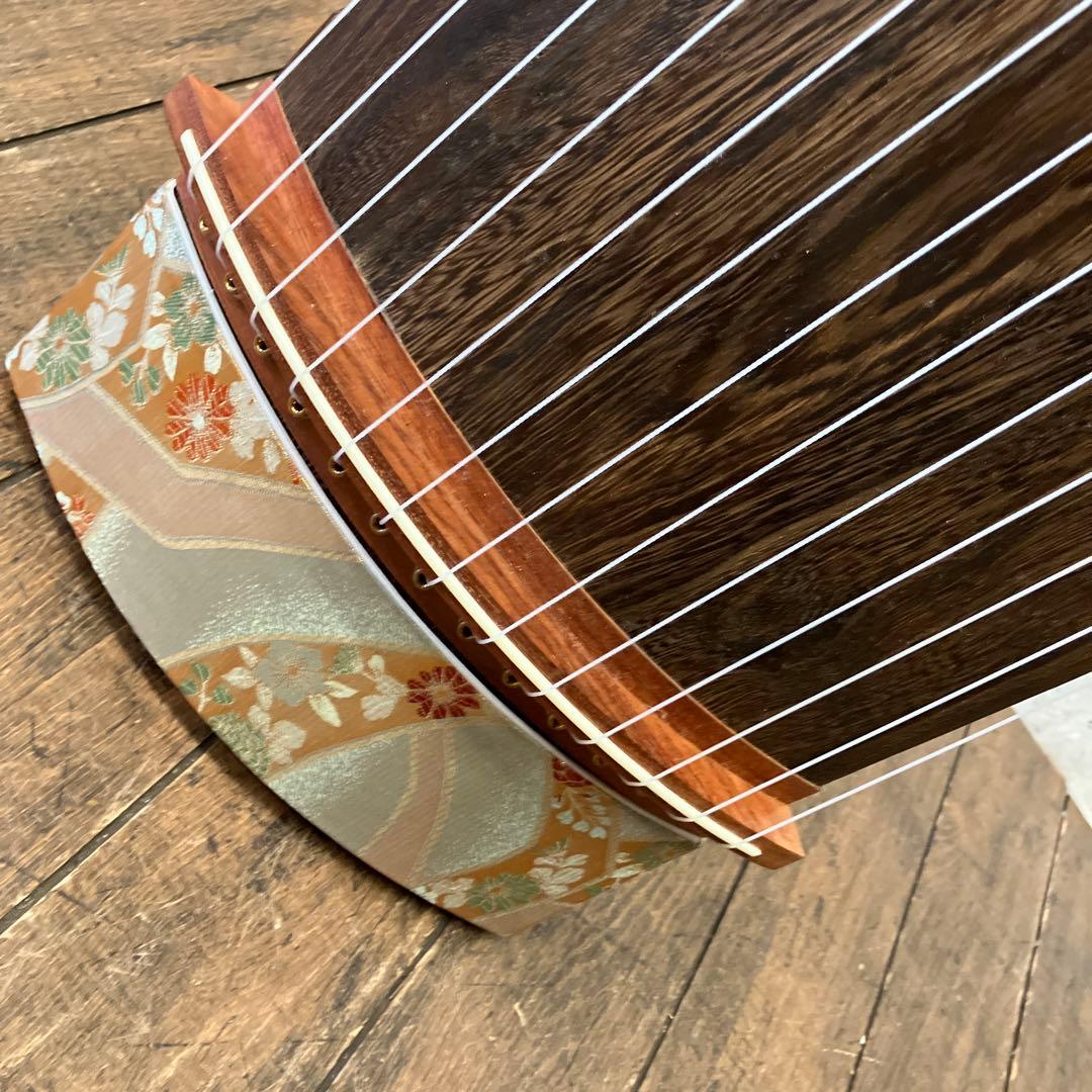 昭和レトロ すだれ掘り 13弦 伝統琴 琴 弦楽器 ソフトケース付き 和楽器