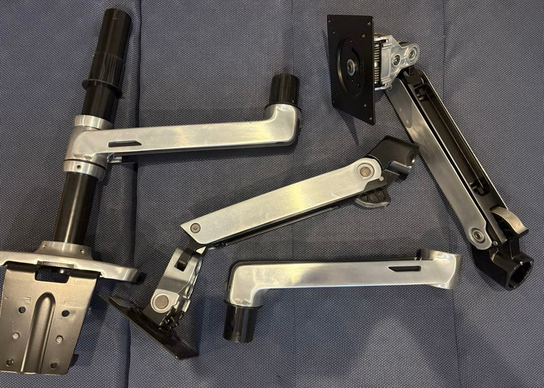 りりり　ERGOTRON LX デュアル デスクマウントアーム