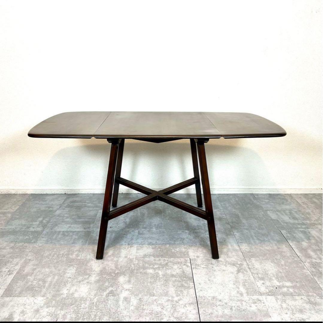 アーコール テーブル