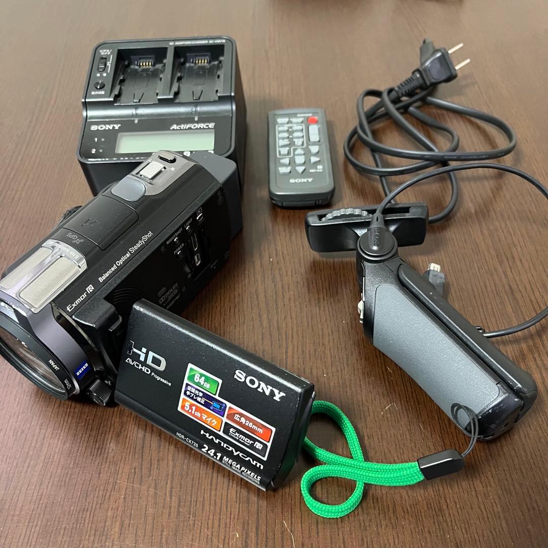 SONY HDR-CX720Vビデオカメラ　バッテリーチャージャー付