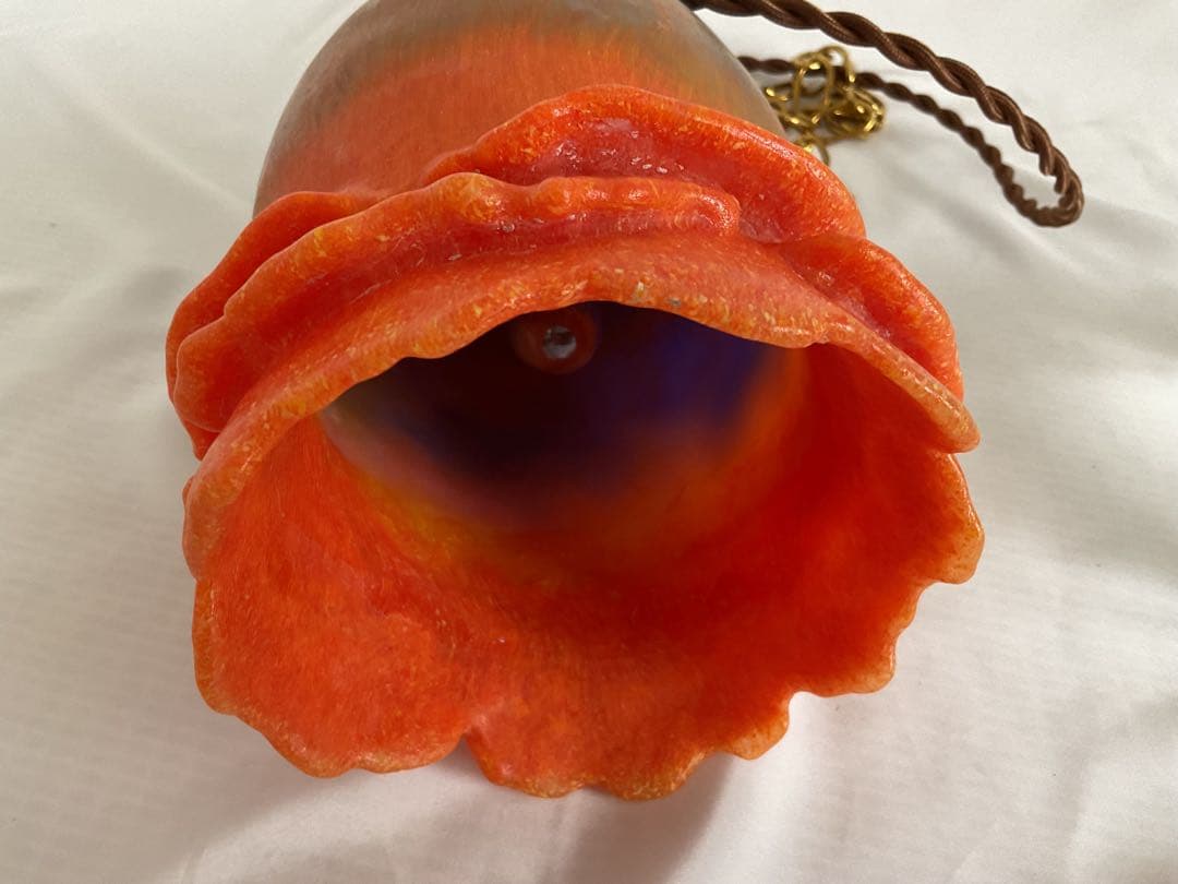 夏の茜空「パート・ド・ヴェールシェード」の花型ランプ