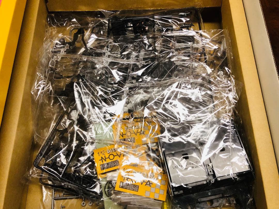 フジミ　Ferrari F40 1/12 ダイキャストモデル NOVA ブラック