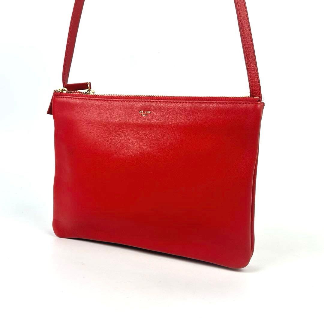 【美品】セリーヌ　ショルダーバッグ　トリオ　ゴールド金具　レザー　レッド