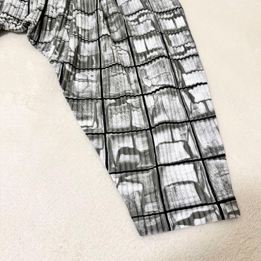 極美品✨HOMME PLISSE 総柄　プリーツ　サルエルパンツ　グレー