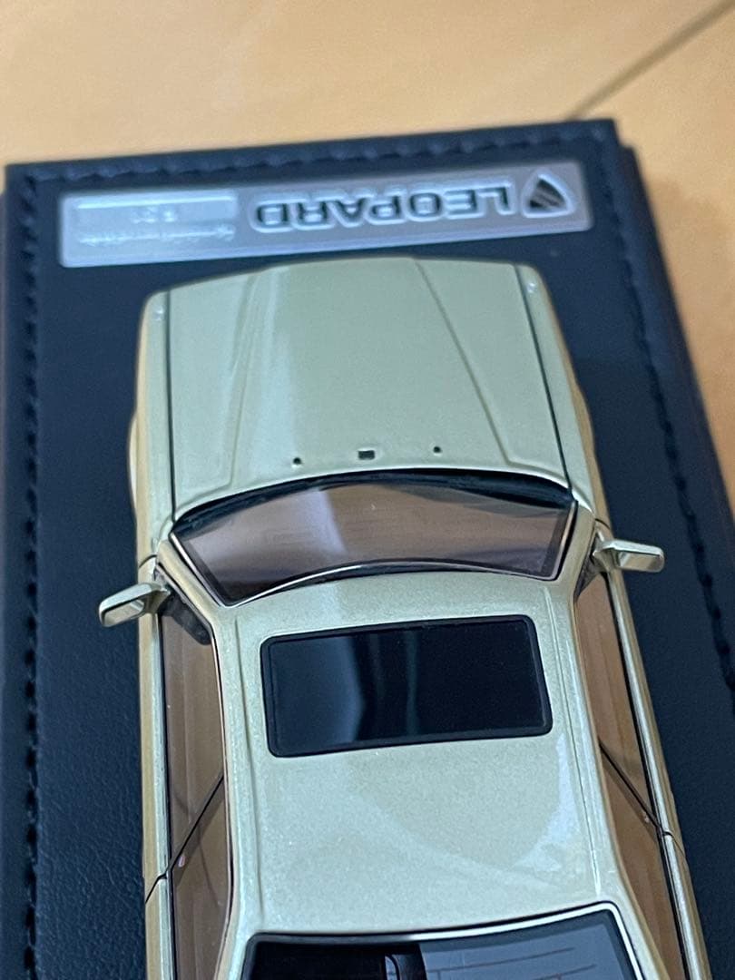 イグニッションモデル 1/43 日産 レパード F31 ゴールド