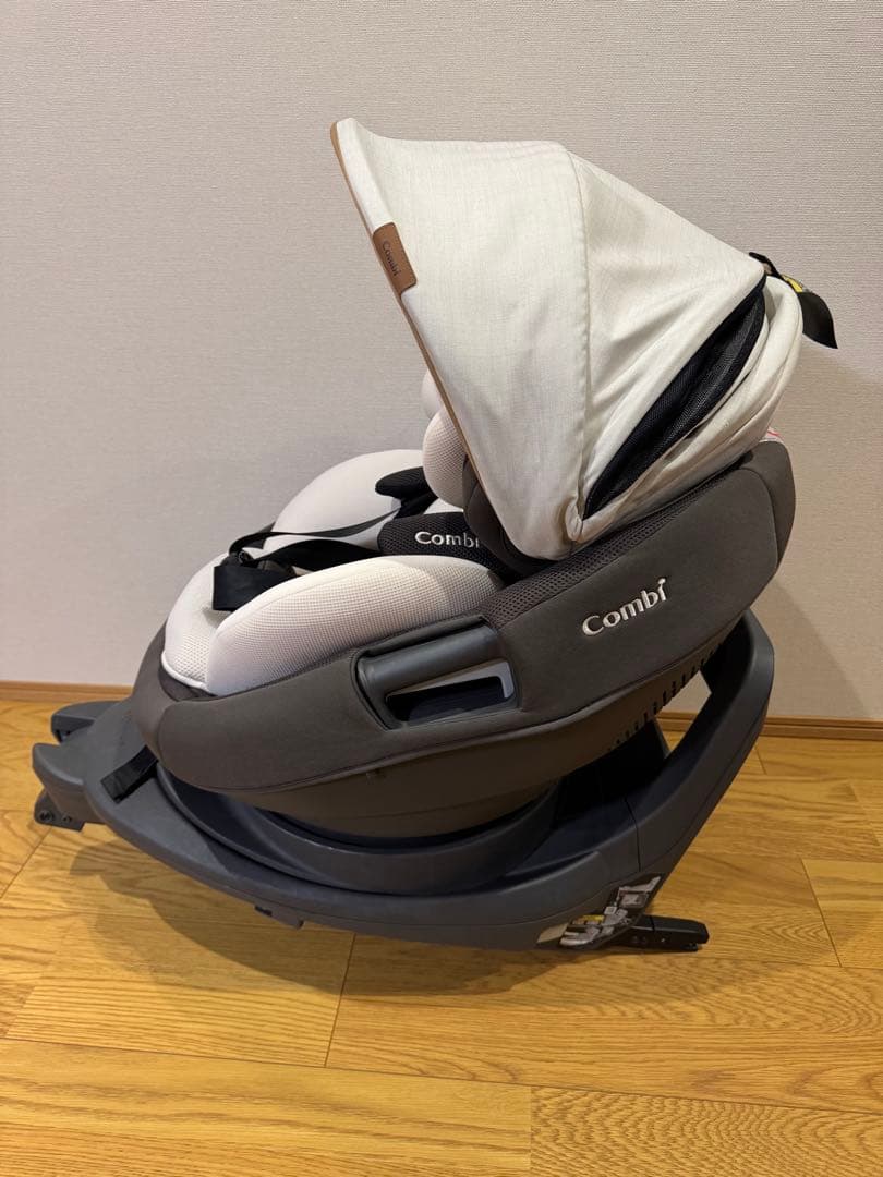 Combi チャイルドシート THE S シリーズ