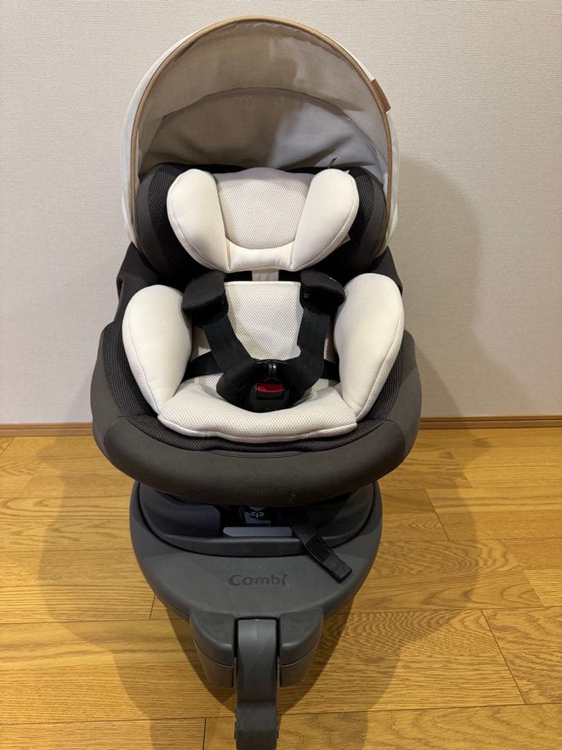 Combi チャイルドシート THE S シリーズ