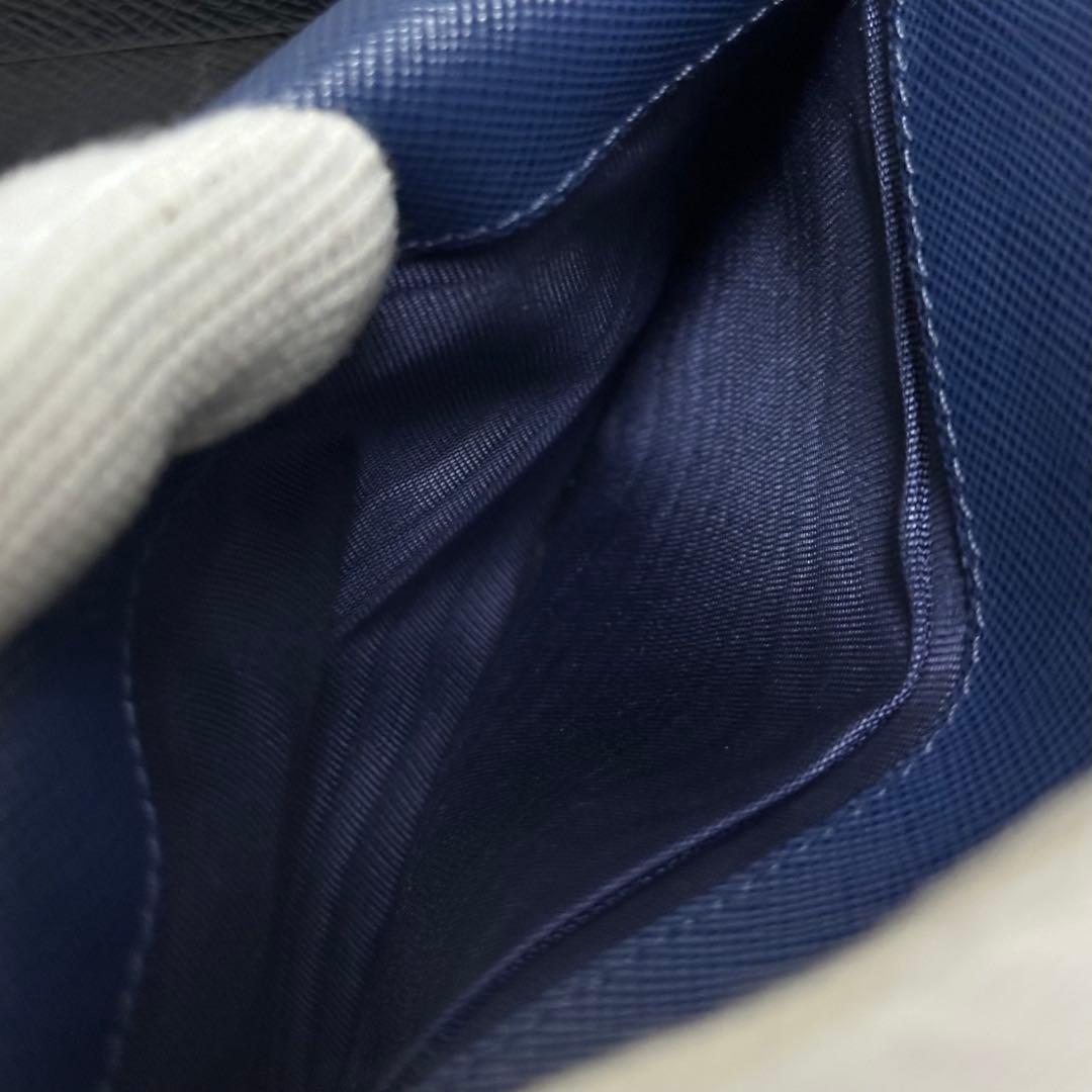 PRADA プラダ　折り財布　ラウンドファスナー　ゴールドロゴ　ブルー