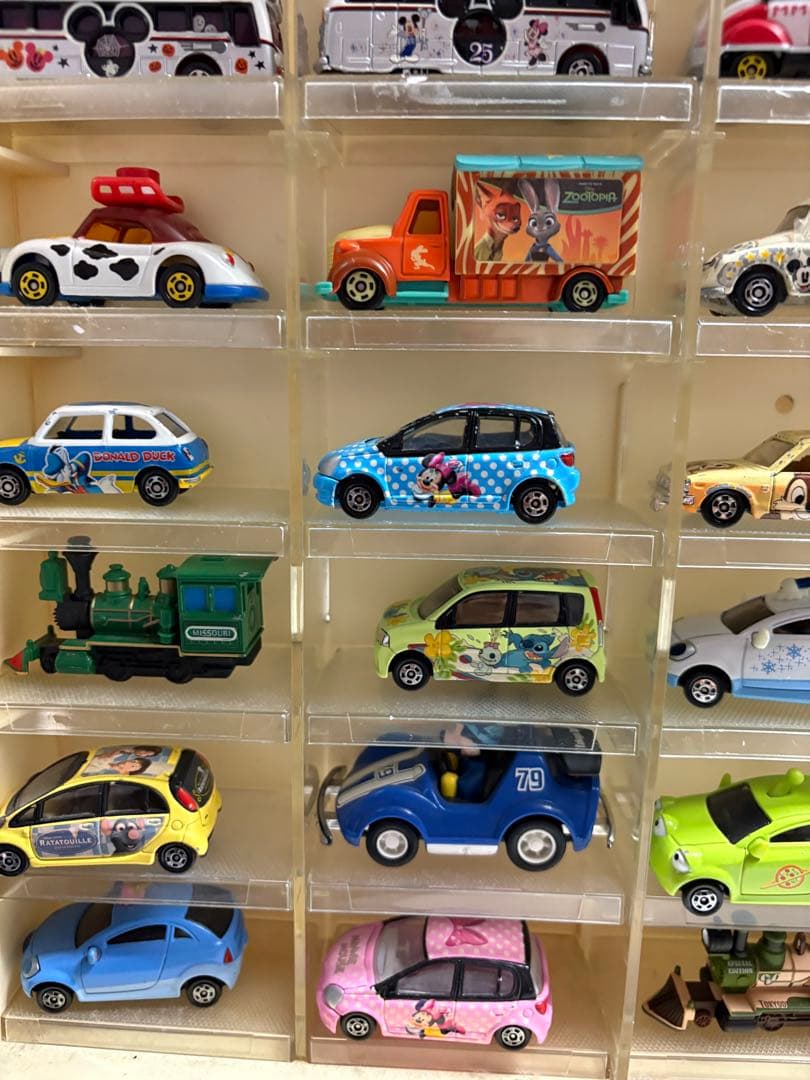 ディズニートミカ