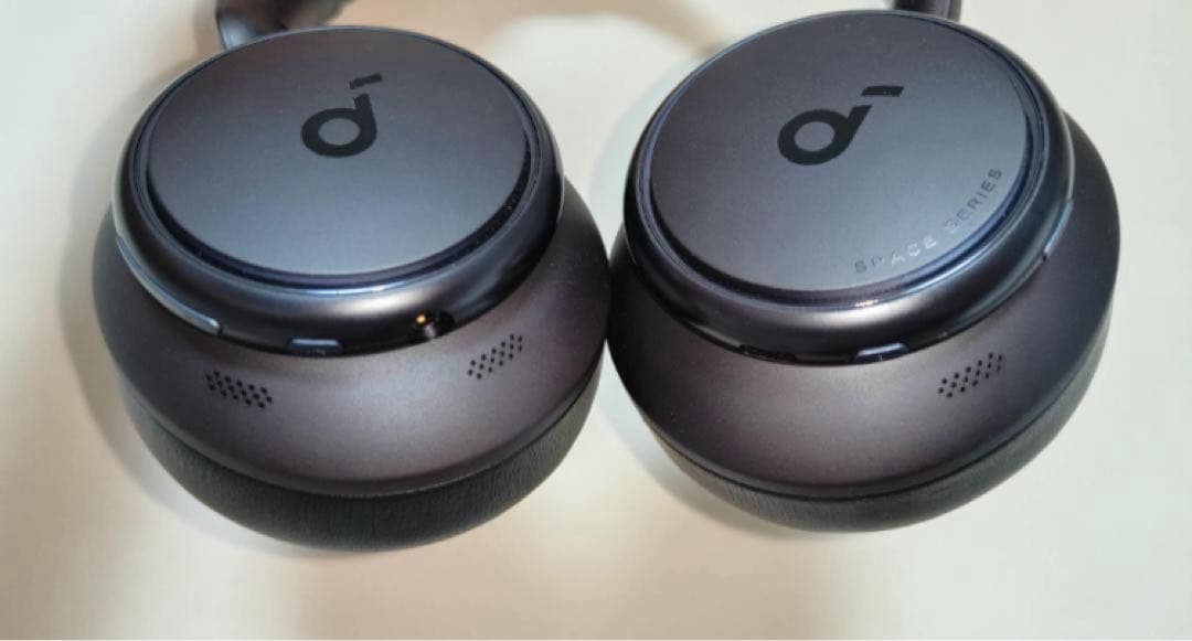 Anker Soundcore Space Q45 (専用ケース付き)