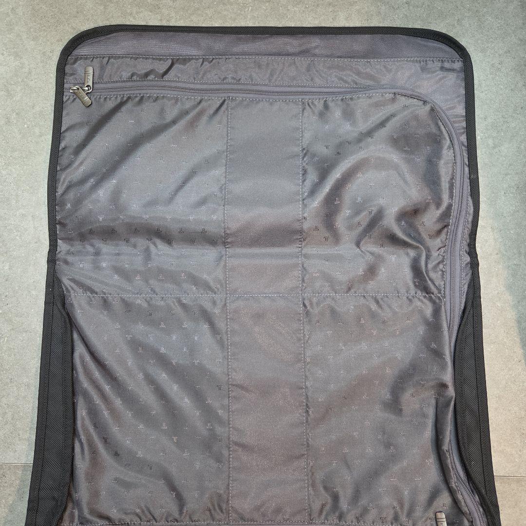 TUMI トゥミ ガーメントケース ビジネスバック スーツ 出張 ショルダー付