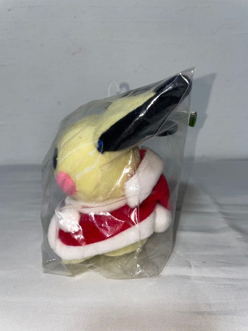 TOMY ポケモンクリスマス　ぬいぐるみ 2001 サンタ　ピチュー