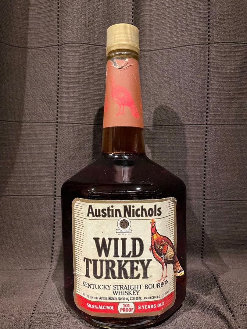 未開栓　WILD TURKEY 8年 旧ラベル　1750ml 　ウイスキー