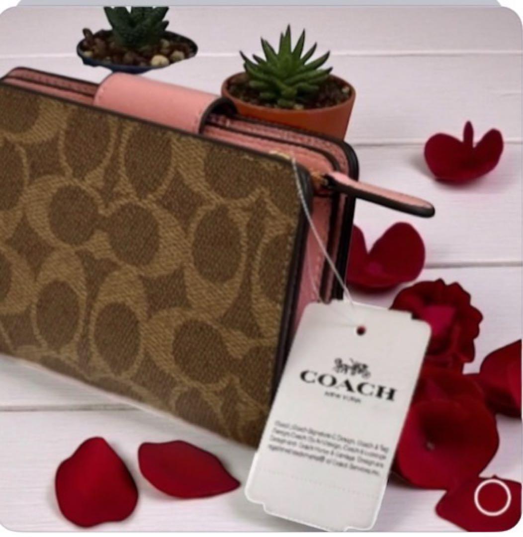 《新品》COACH 二つ折り財布ベージュ/ピンク