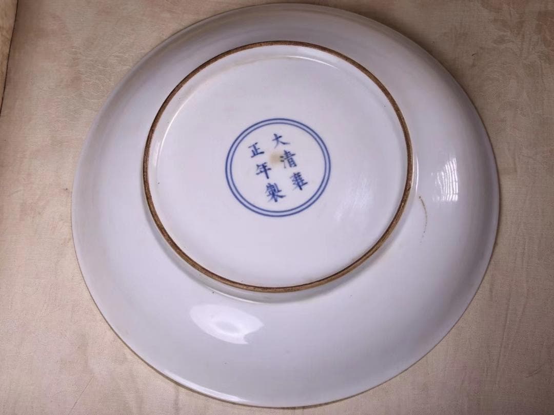 中国古美術・珍蔵粉彩・風景絵磁器の中皿・純手描き・刺繍箱付・置物・文房具・観賞皿