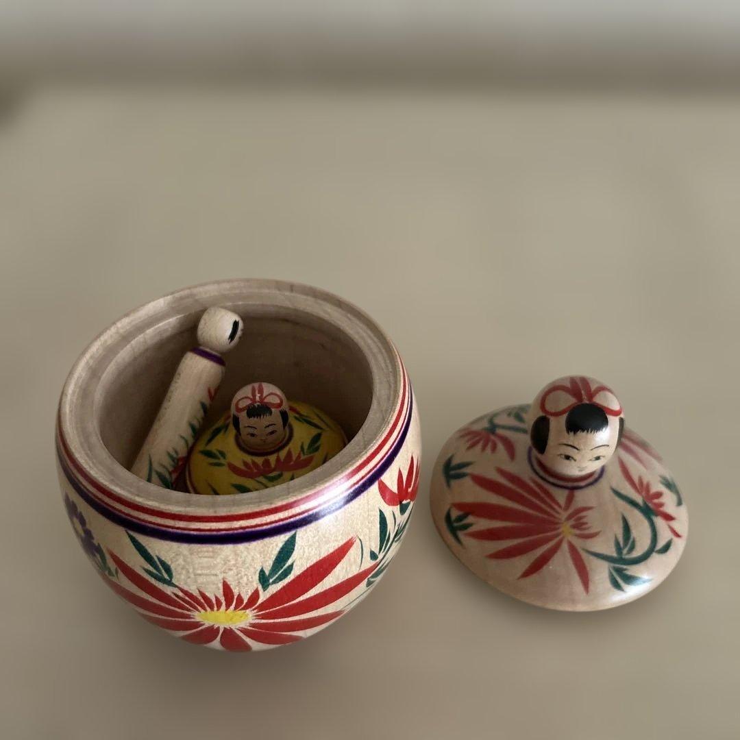 三春文雄工人 こけし 【蓋付き入れ子えじこ】