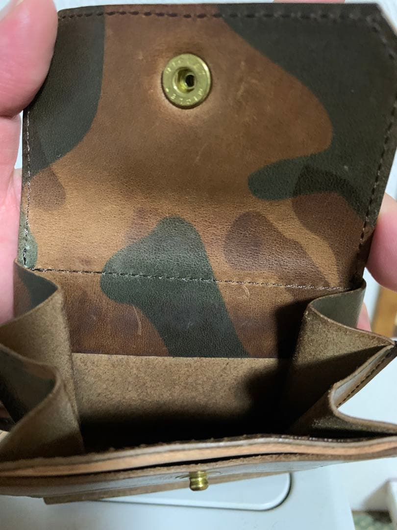 ビアベリー　ハッチバック　迷彩