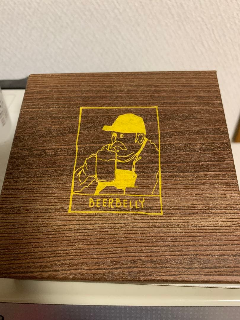 ビアベリー　ハッチバック　迷彩