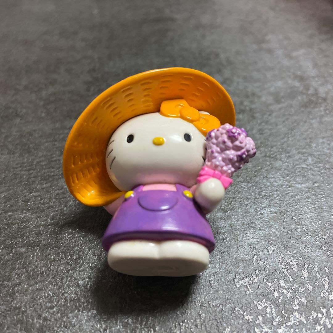 【希少品】レア北海道限定 ハローキティ ラベンダー キーホルダー 2002年