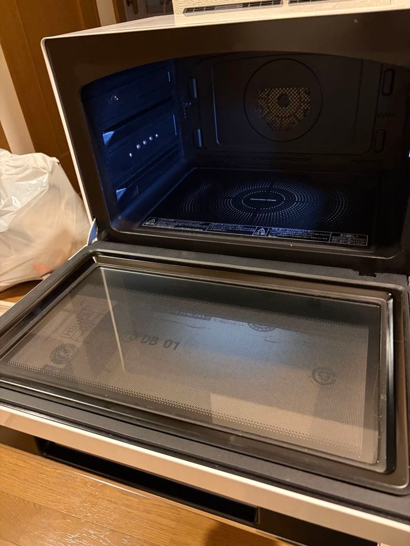 東芝過熱水蒸気石窯オーブンレンジ 　　ER-SD3000(W)