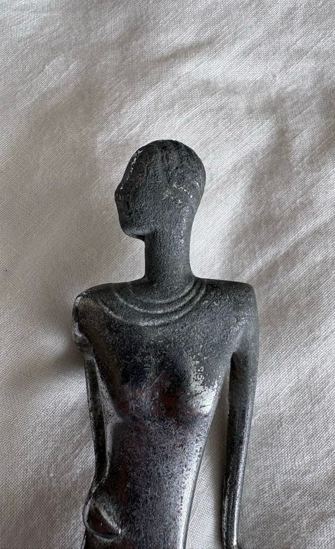 ユーロヴィンテージ　メタル人型オブジェ アールデコ　シュルレアリスム　ヒト