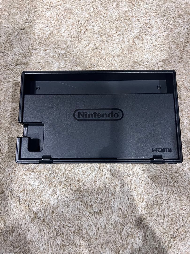 任天堂Switch 本体と周辺機器　動作確認済み　良品