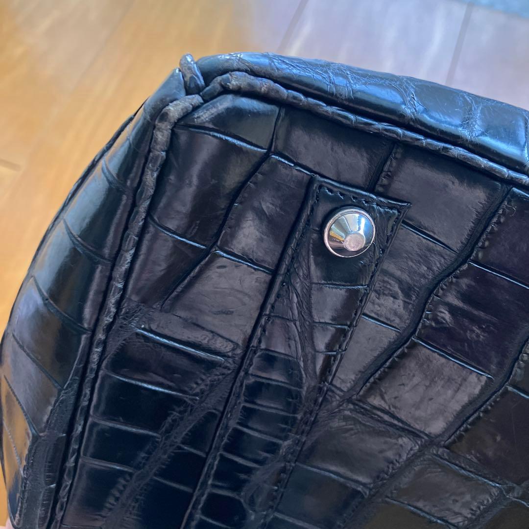 限定値下げ❗️キティカデナ付き❗️マットクロコダイルバッグ