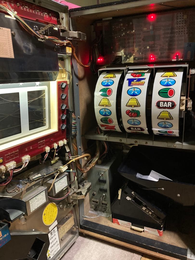 ⭐️鬼れもん様　4号機　初代　サンダーv パチスロ　実機　スロット